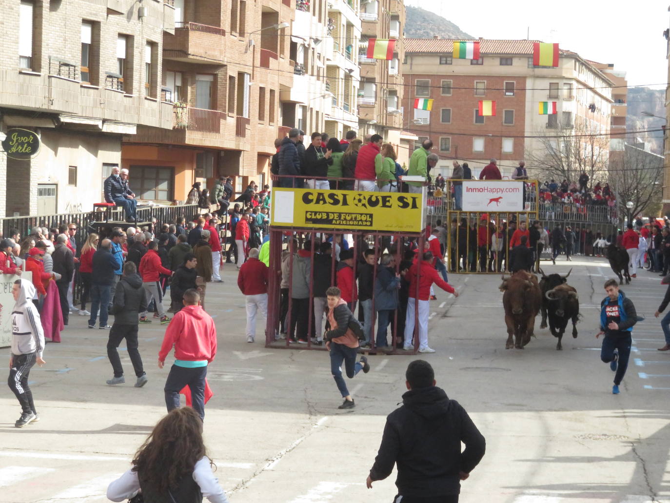 Fotos: Multitudinaria jornada en Fiestas de Arnedo