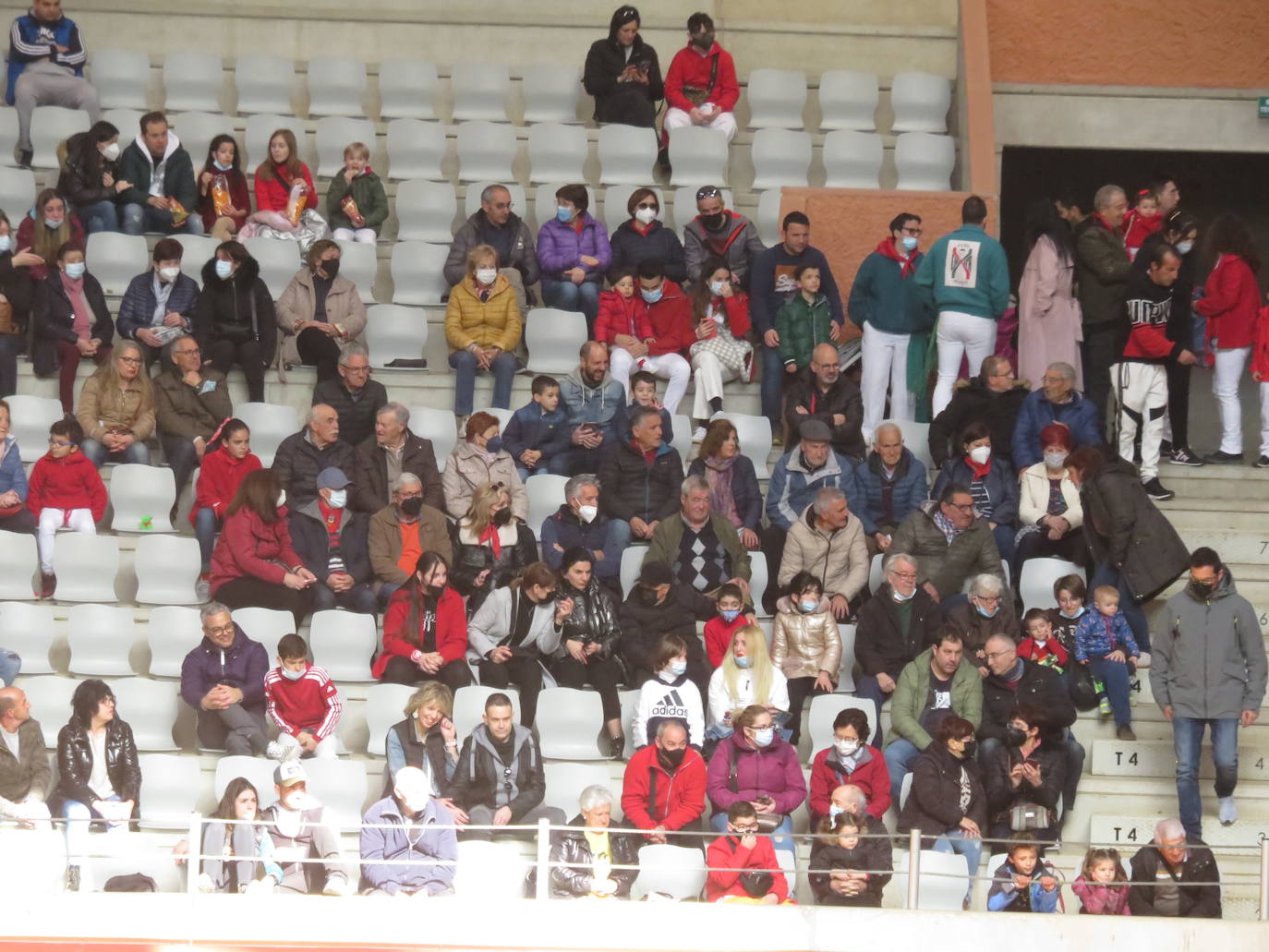 Fotos: Multitudinaria jornada en Fiestas de Arnedo