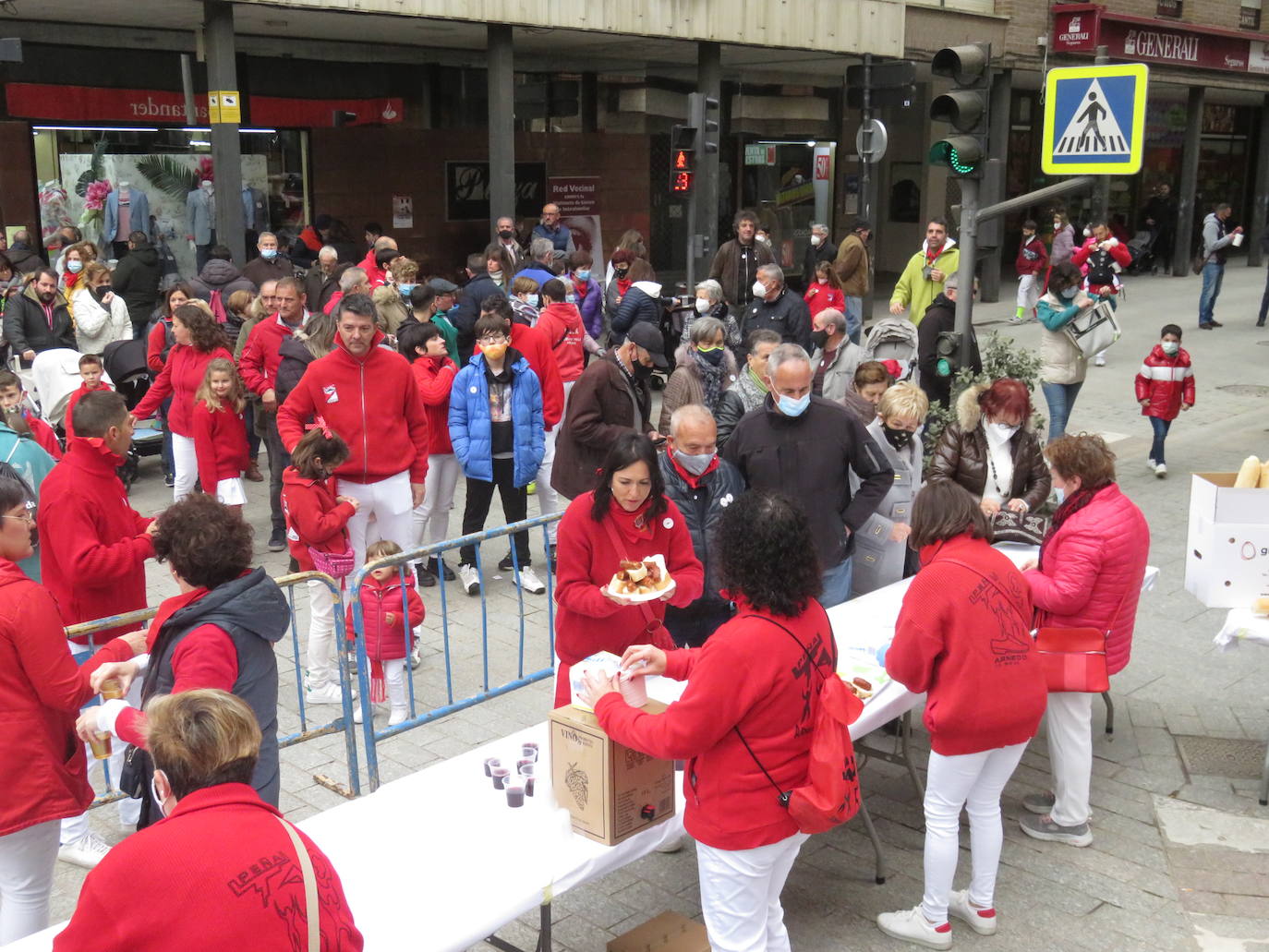 Fotos: Las ganas llenan las calles por San José