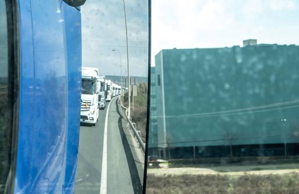 La tercera caravana, por el centro de la capital