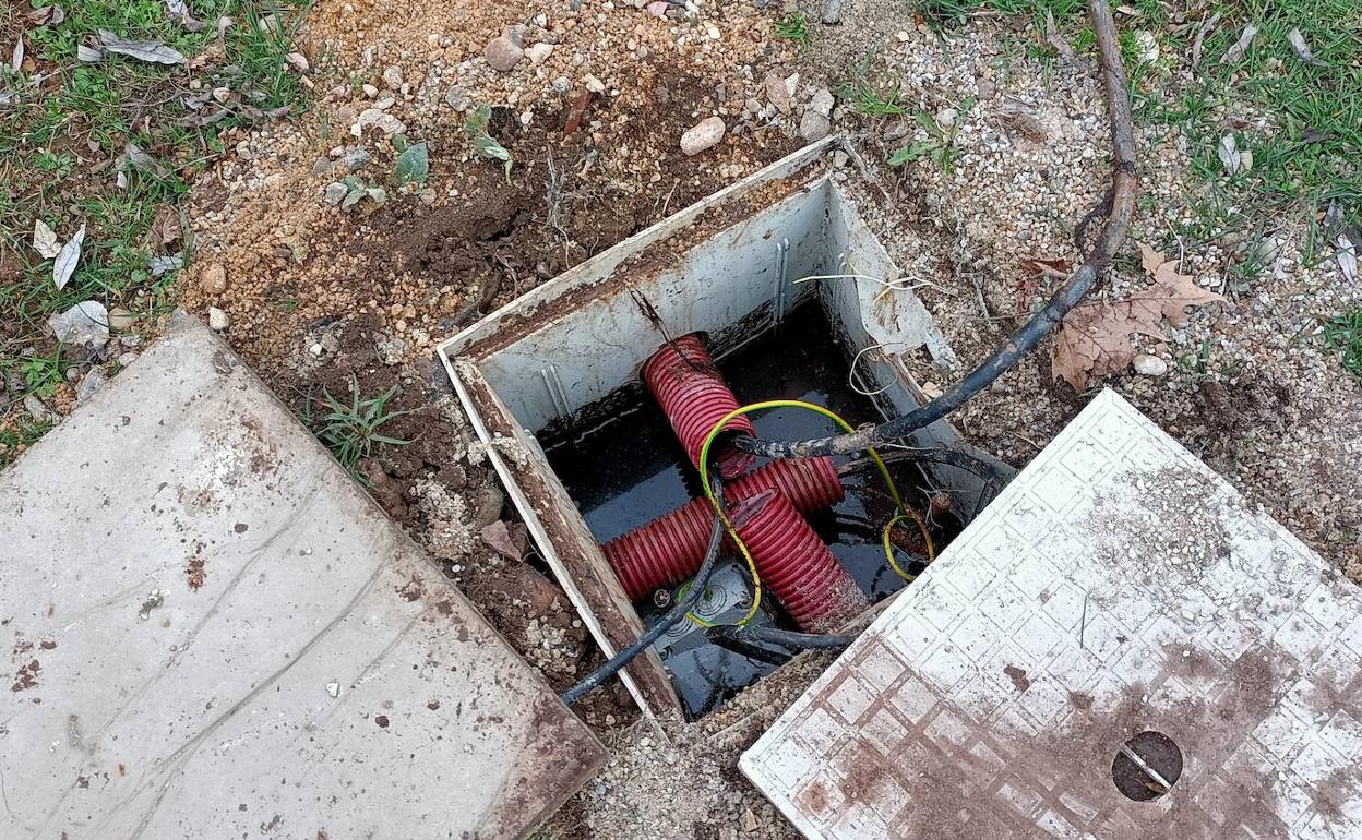 Roban unos 70 metros de cable de cobre del frontón de Canales de la Sierra