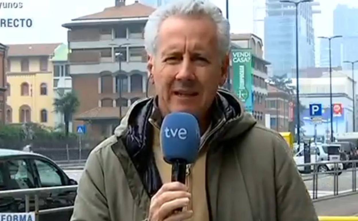 Lorenzo Milá, en una imagen de archivo durante su etapa como corresponsal de TVE en Italia.