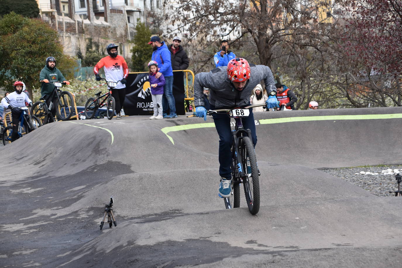 Fotos: Arranca en Igea el campeonato de La Rioja de pumptrack