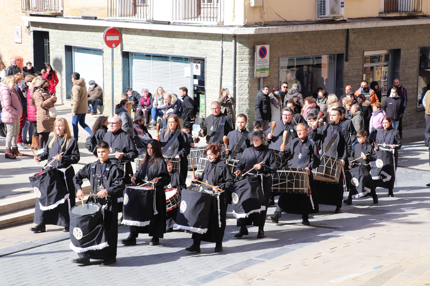 Fotos: Las calles de Alfaro redoblan con la solemnidad de Semana Santa