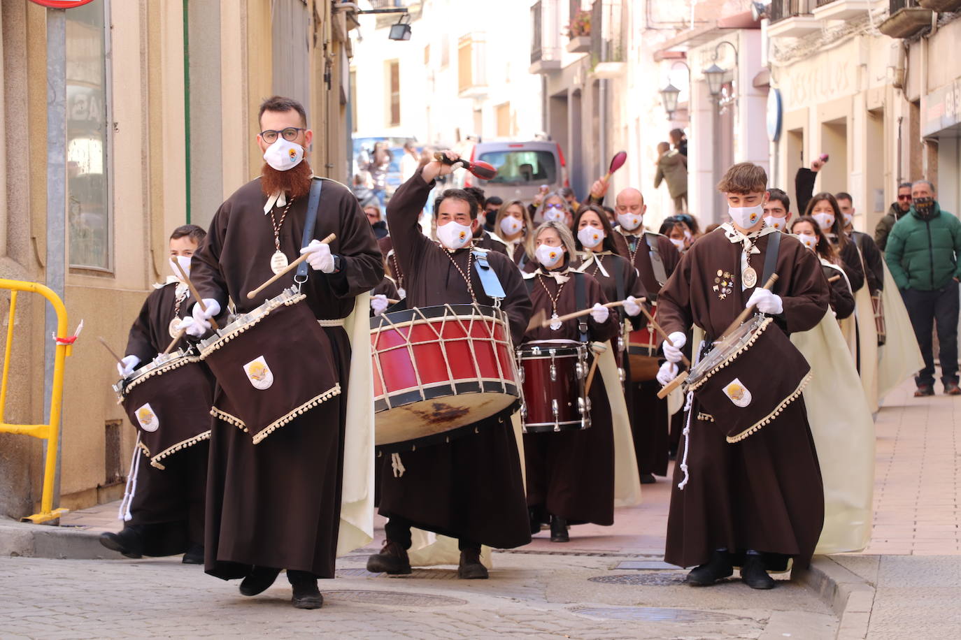 Fotos: Las calles de Alfaro redoblan con la solemnidad de Semana Santa