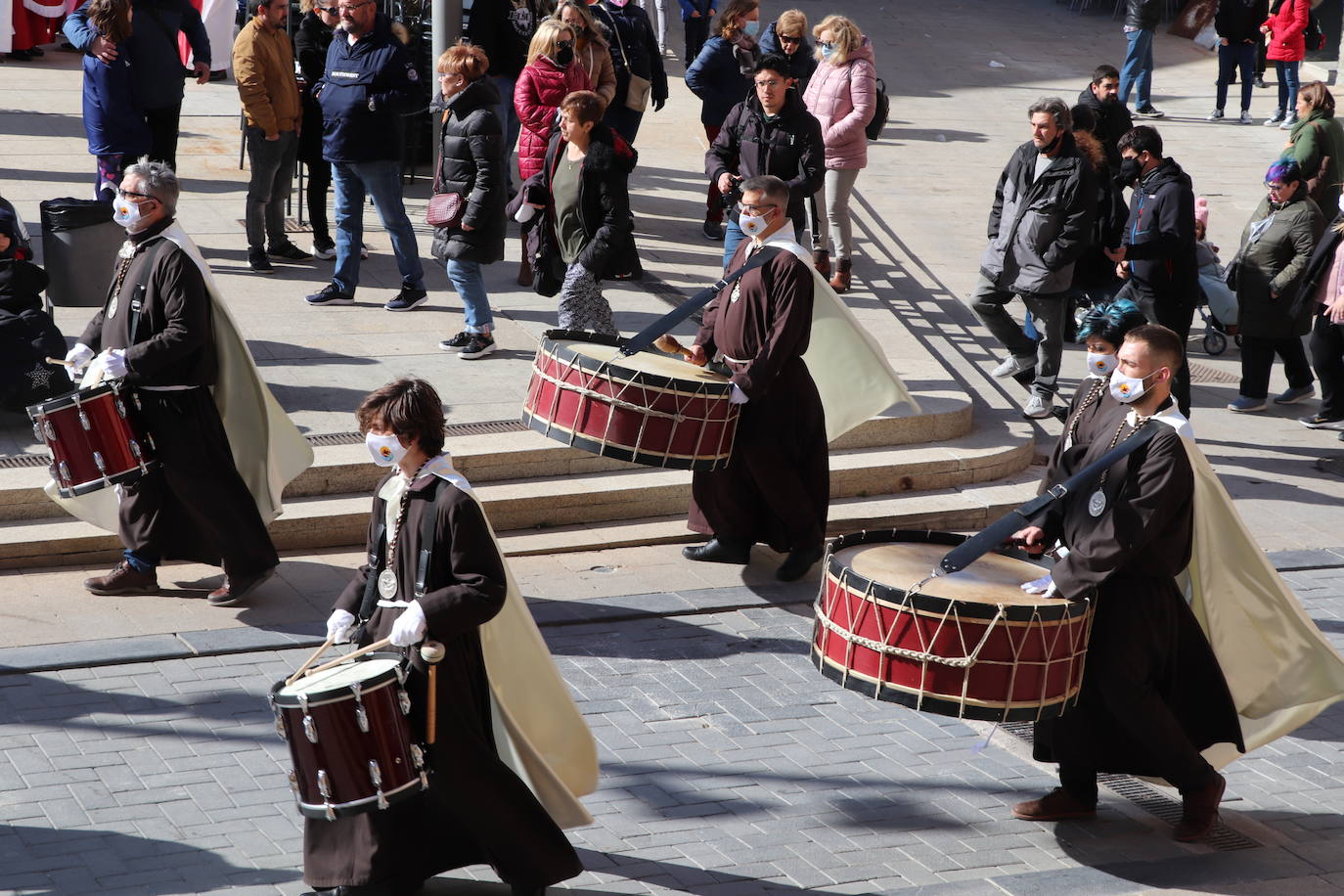 Fotos: Las calles de Alfaro redoblan con la solemnidad de Semana Santa