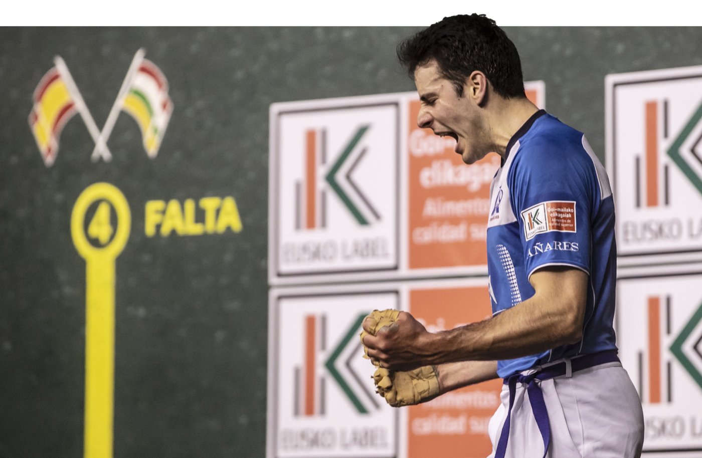 Darío festeja uno de sus tantos en el partido que jugó en el Adarraga el pasado mes. 