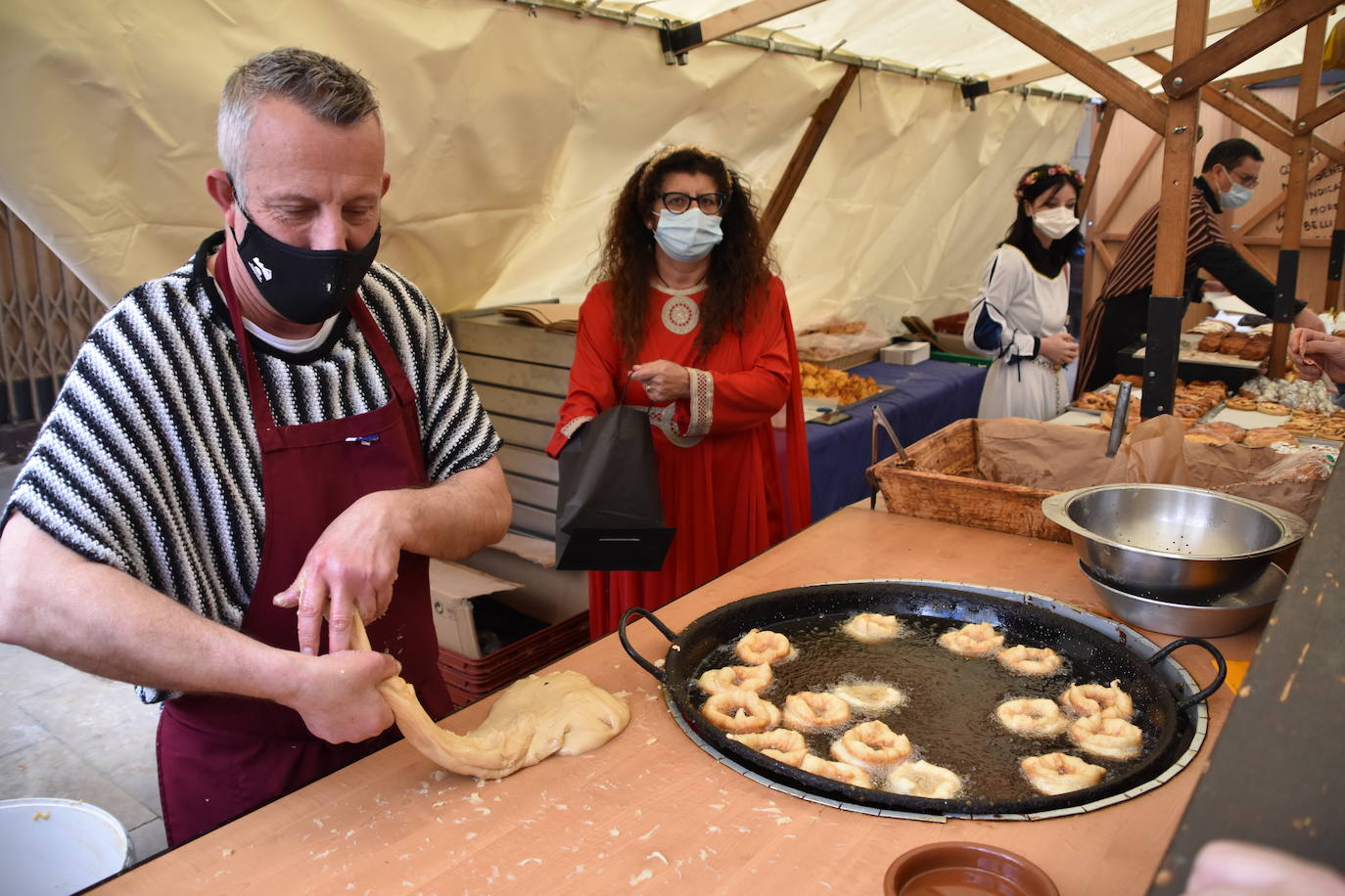 Fotos: Mercado y ambiente del Mercaforum de Calahorra