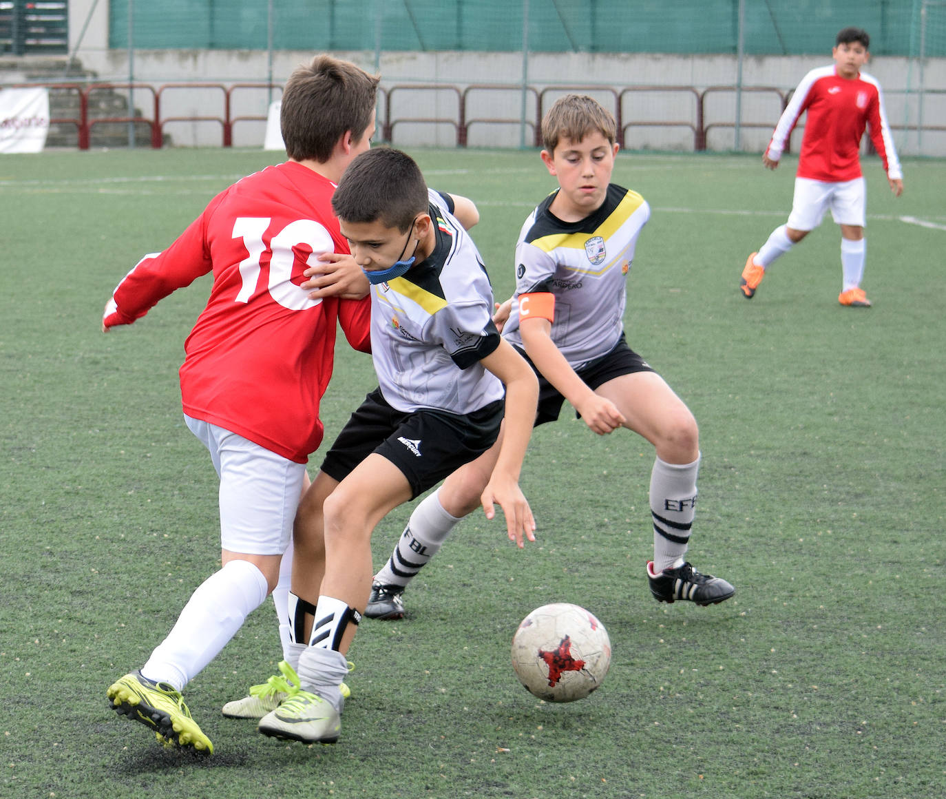 Fotos: Primera jornada del Torneo Villega en La Ribera