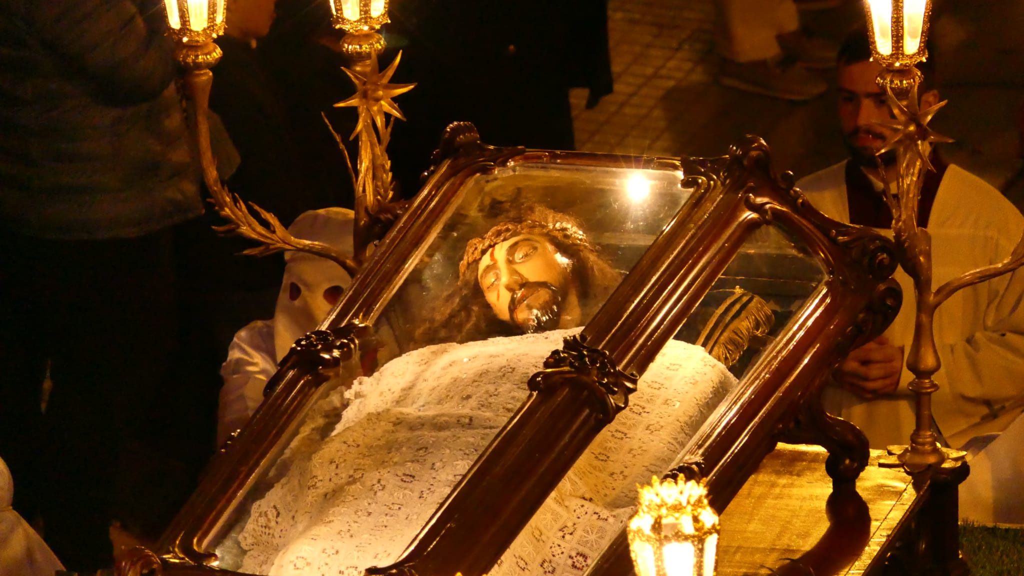 Haro ha recuperado la procesión del Santo Entierro.