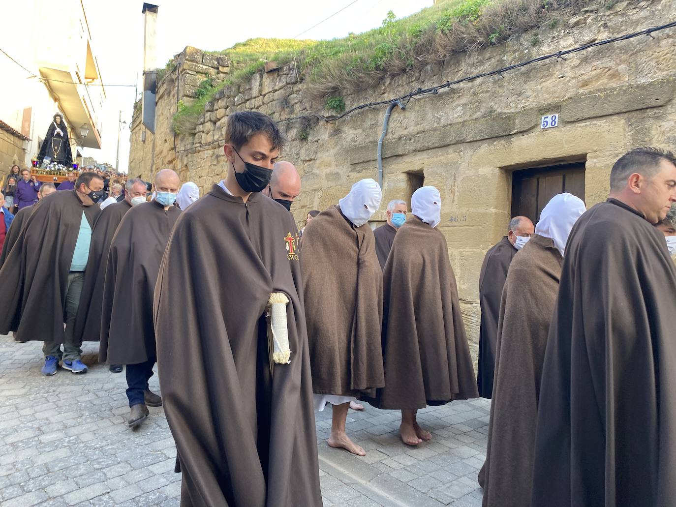 Fotos: Procesión del Jueves Santo de los Picaos de San Vicente