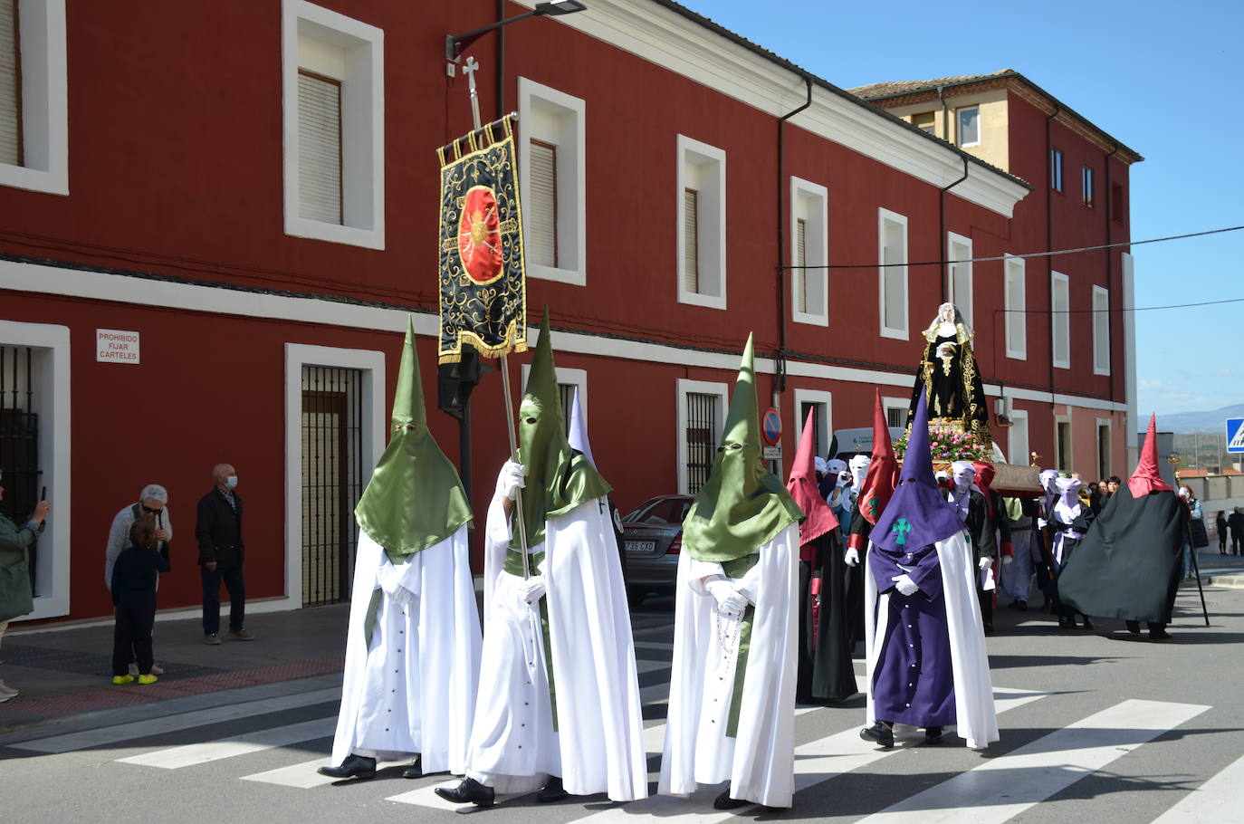 Esta procesión está dedicada a las mujeres maltratadas. 