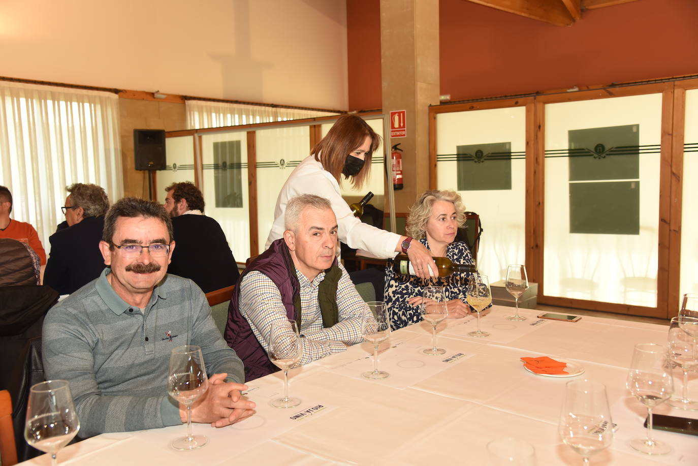 Fotos: Cata de vinos de Finca Valpiedra en el Torneo Golf Rioja&amp;Vino