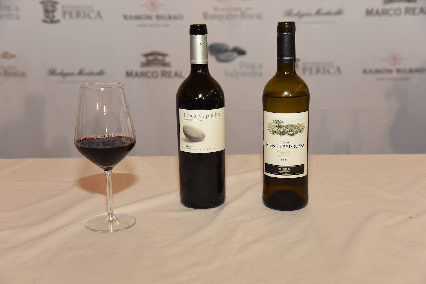 Fotos: Cata de vinos de Finca Valpiedra en el Torneo Golf Rioja&amp;Vino