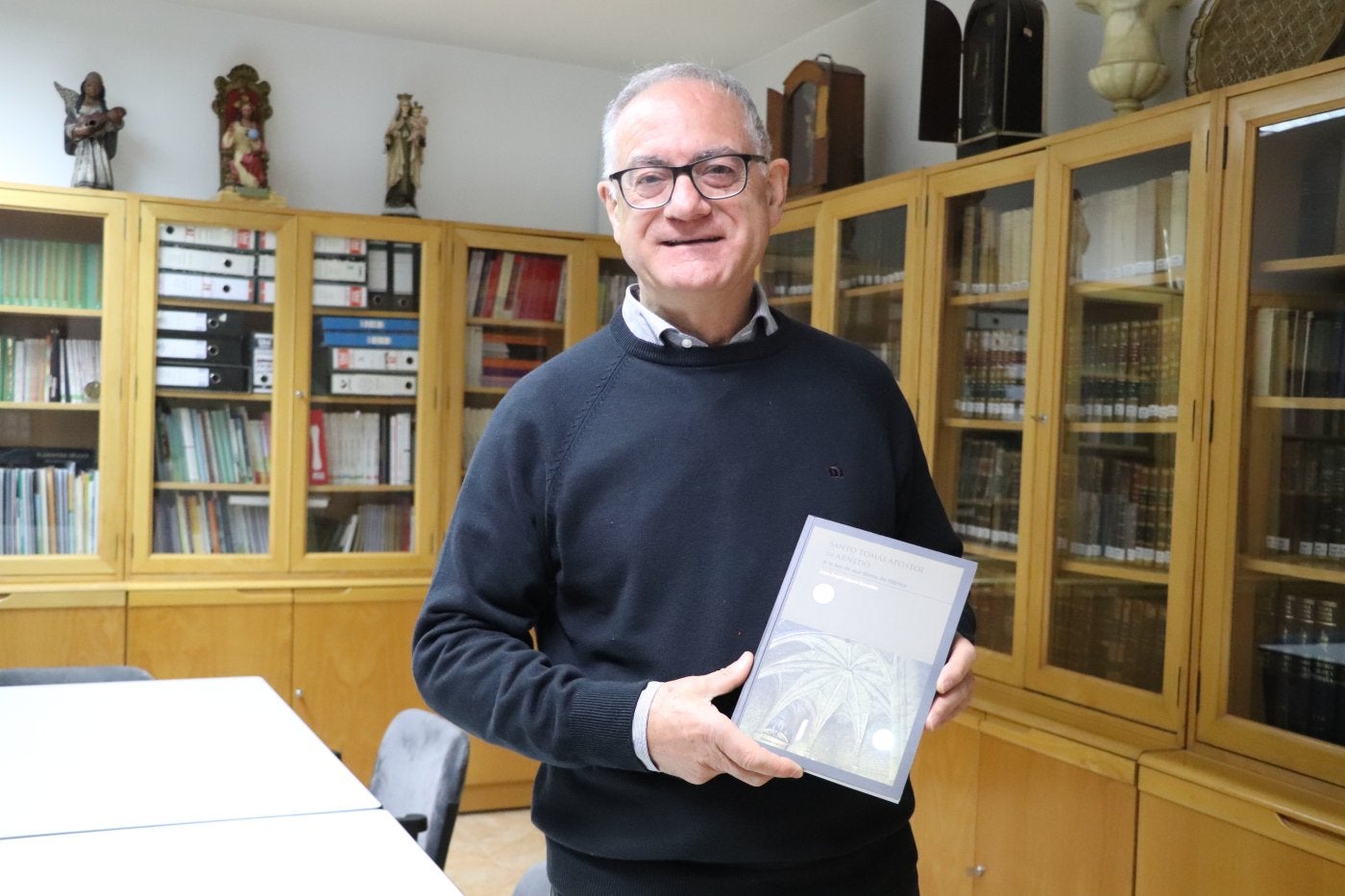 Las muchas horas de trabajo en el archivo de Lalinde han fructificado en el nuevo libro. 