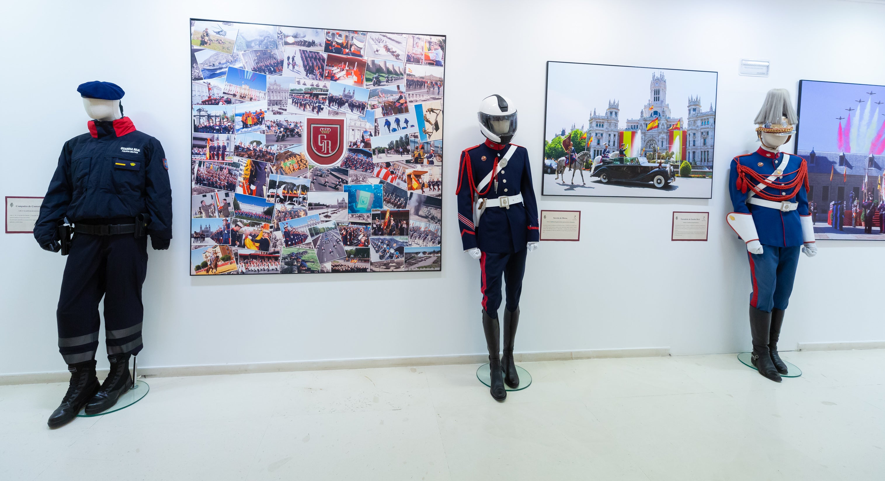 Fotos: La Guardia Real acerca su historia, desde 1504, en una muestra en el Ayuntamiento de Logroño