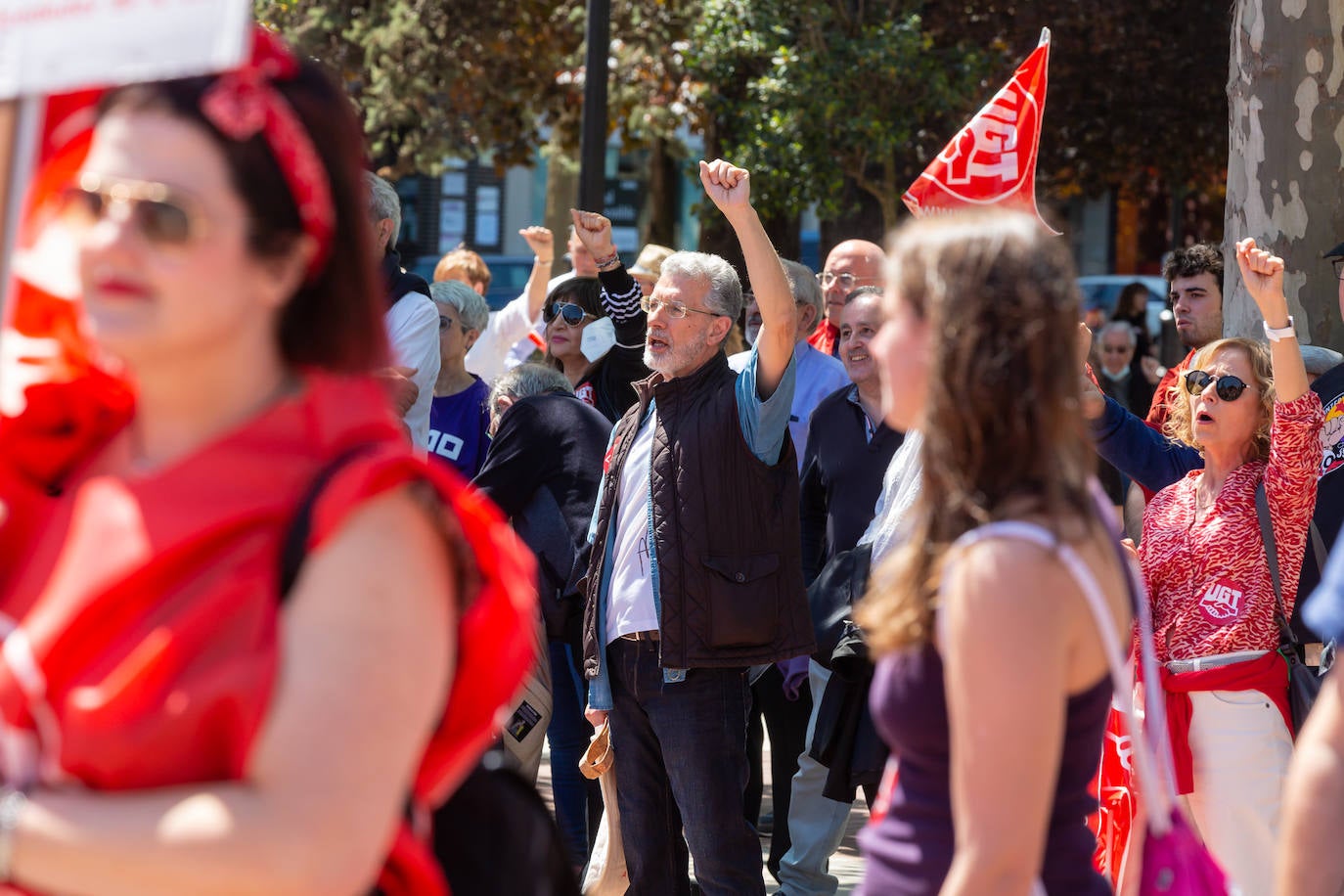 Fotos: Manifestación principal del Primero de Mayo en La Rioja