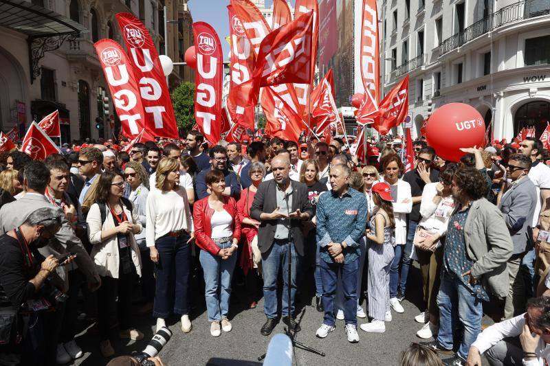 El secretario general de CCOO, Unai Sordo, y el secretario general de UGT, Pepe Álvarez en la manifestación del Día del Trabajador en Madrid. 