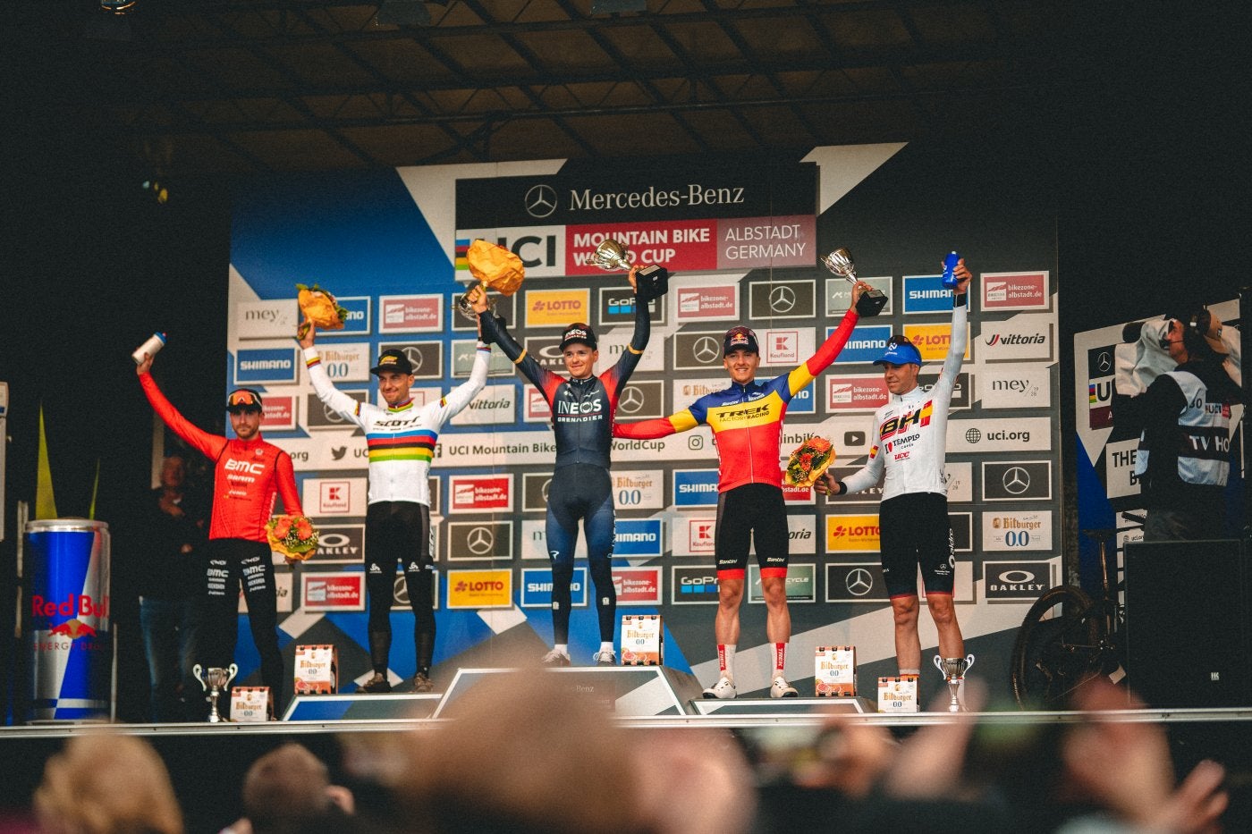 Dascalu y Valero, a la derecha de la imagen. 