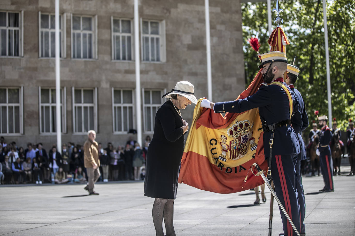 Fotos: La jura de bandera en Logroño, en imágenes