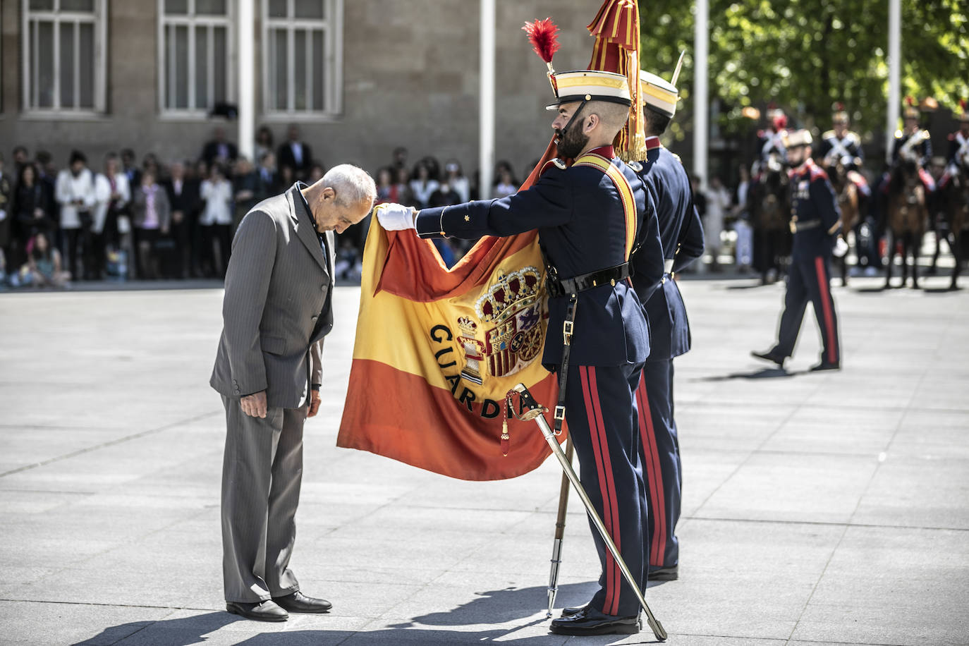 Fotos: La jura de bandera en Logroño, en imágenes
