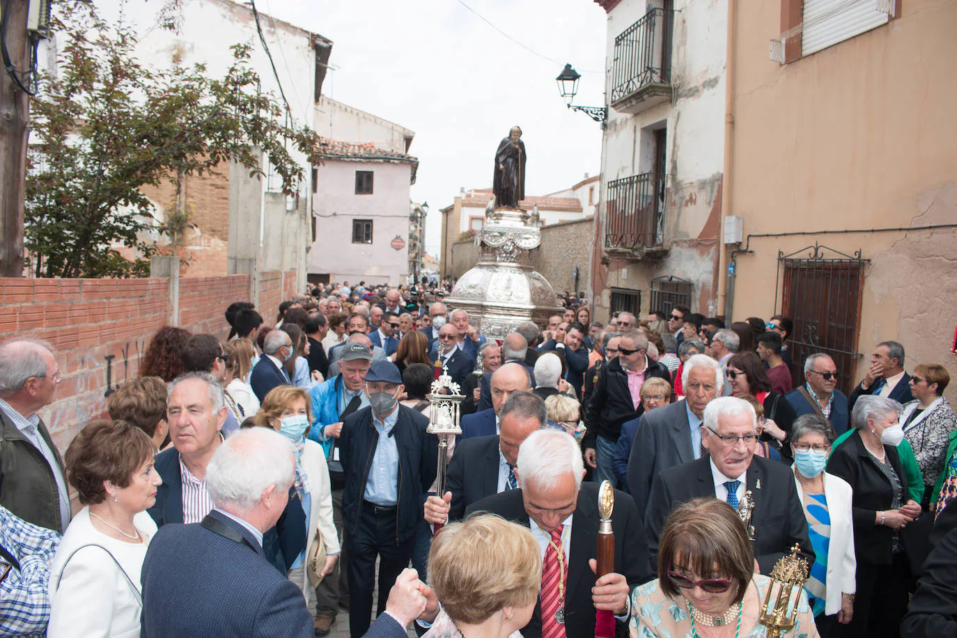 Fotos: Almuerzo y procesión del Santo en la festividad de Santo Domingo de la Calzada