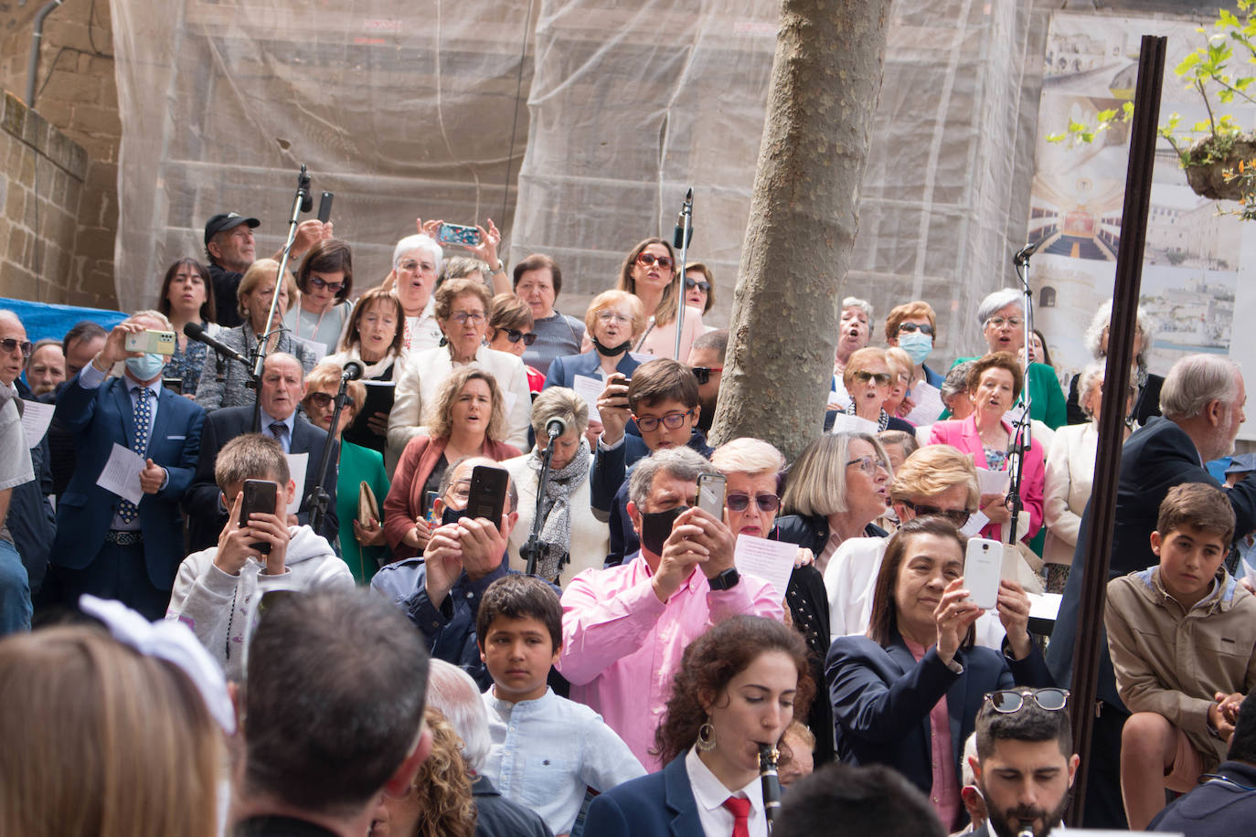 Fotos: Almuerzo y procesión del Santo en la festividad de Santo Domingo de la Calzada