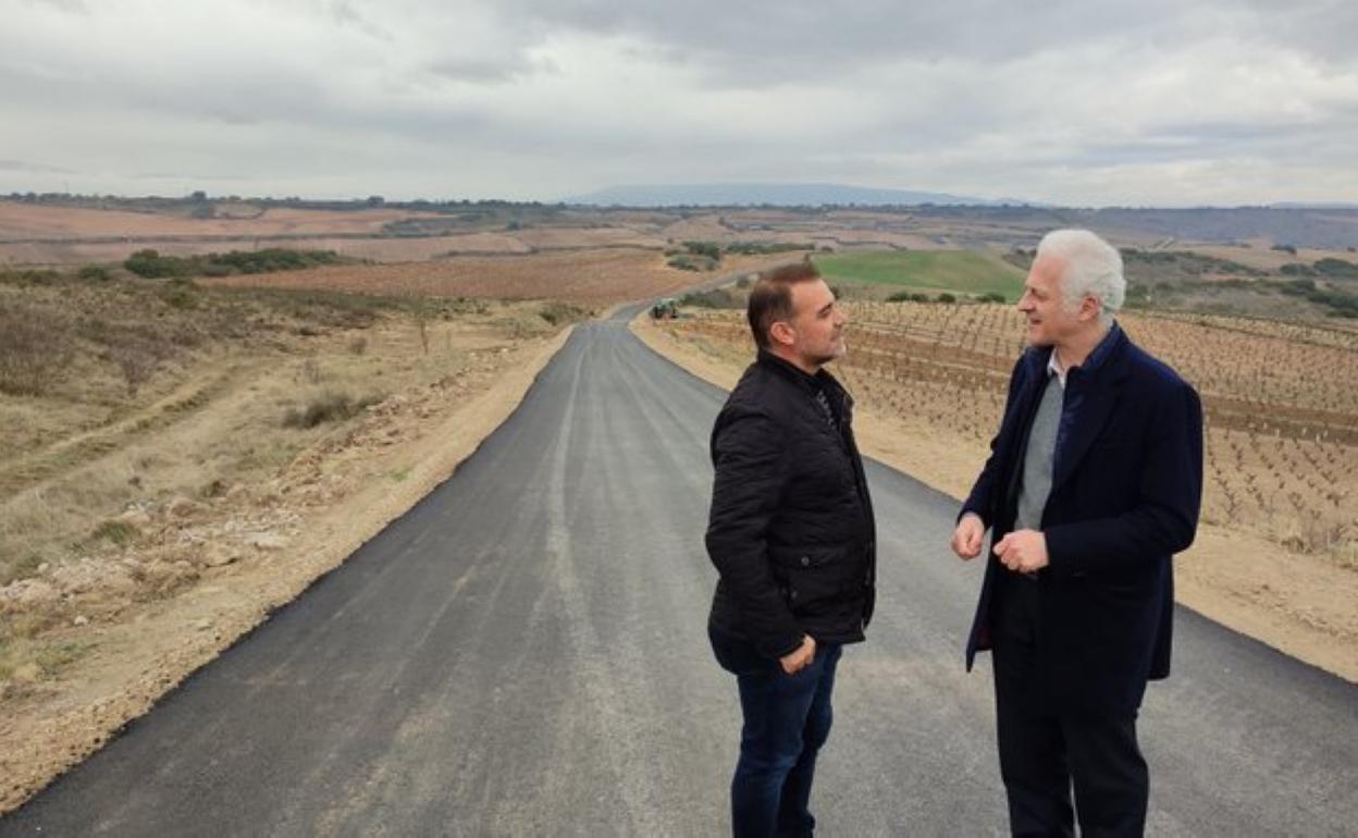 El alcalde, en el camino de Varea. 