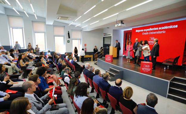 Acto de celebración del 30 aniversario de la Universidad de La Rioja.