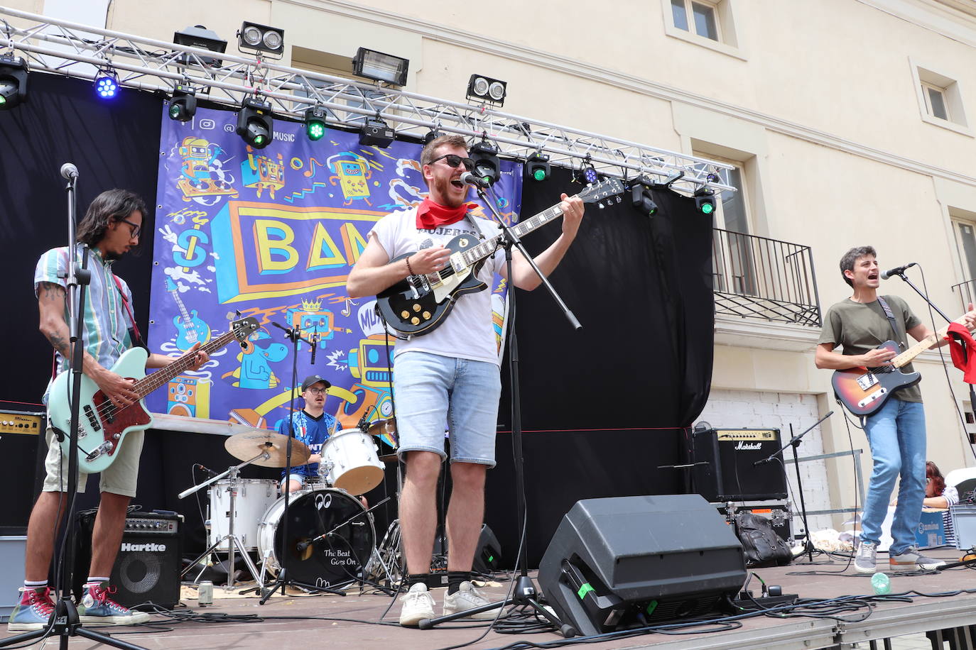 Fotos: Alfaro disfruta se la segunda jornada de las fiestas de Primavera