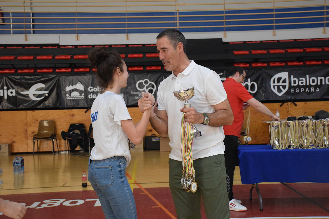 Fotos: Lobete acoge el Día del Baloncesto