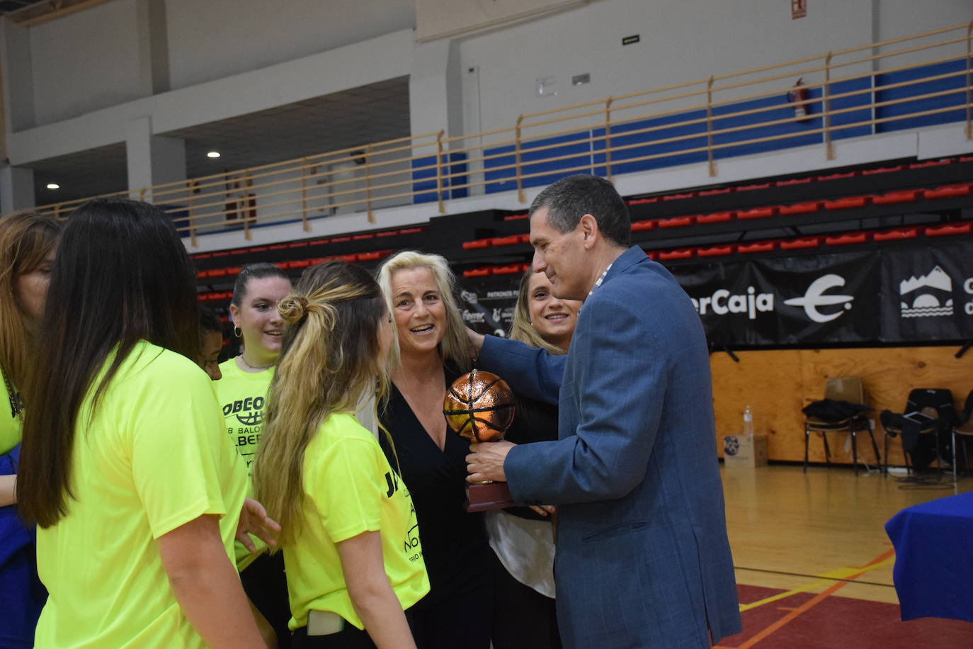 Fotos: Lobete acoge el Día del Baloncesto