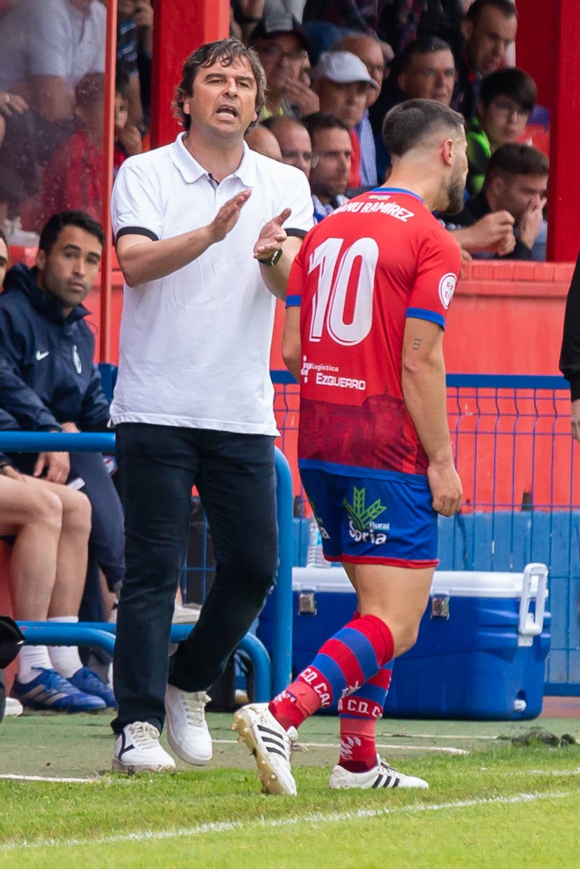 Fotos: El Calahorra cae ante el Rayo Majadahonda