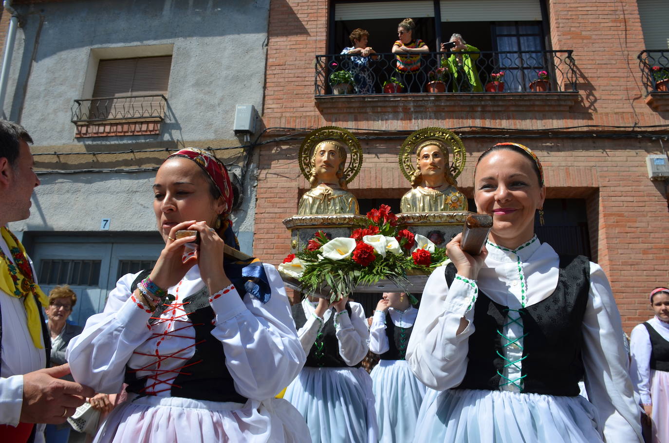 Fotos: Procesión de San Isidro en Calahorra