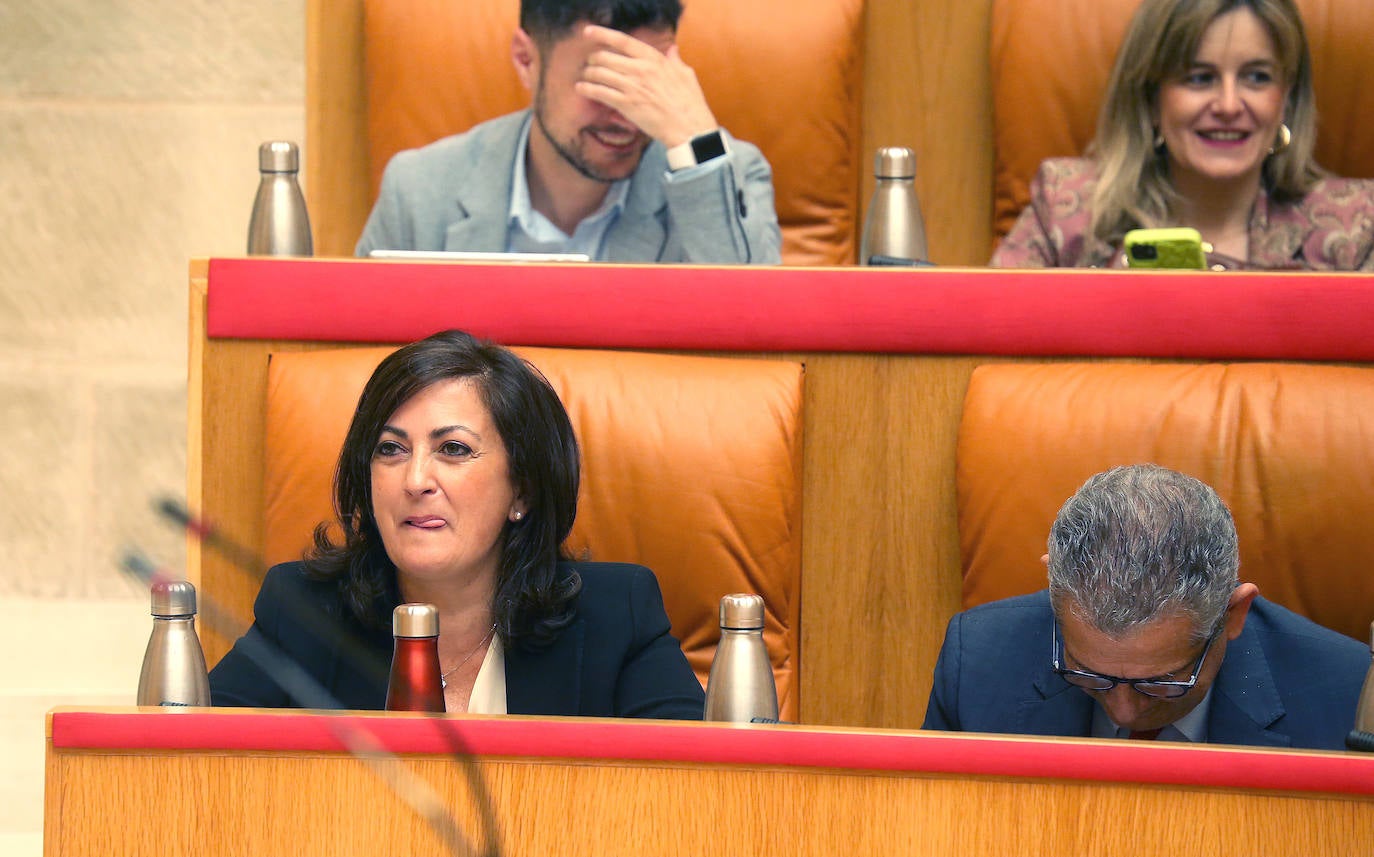 Fotos: Pleno del Parlamento de La Rioja