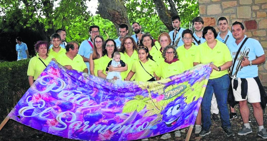 Integrantes de la ‘Peña El Sarmiento’, la más joven. 