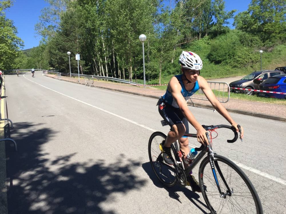 Fotos: Darío Pérez gana el triatlón Desafío El Rasillo