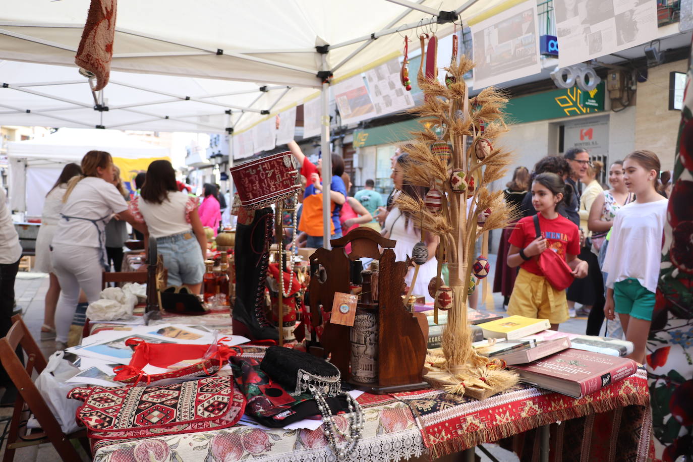 Fotos: Feria intercultural de Arnedo