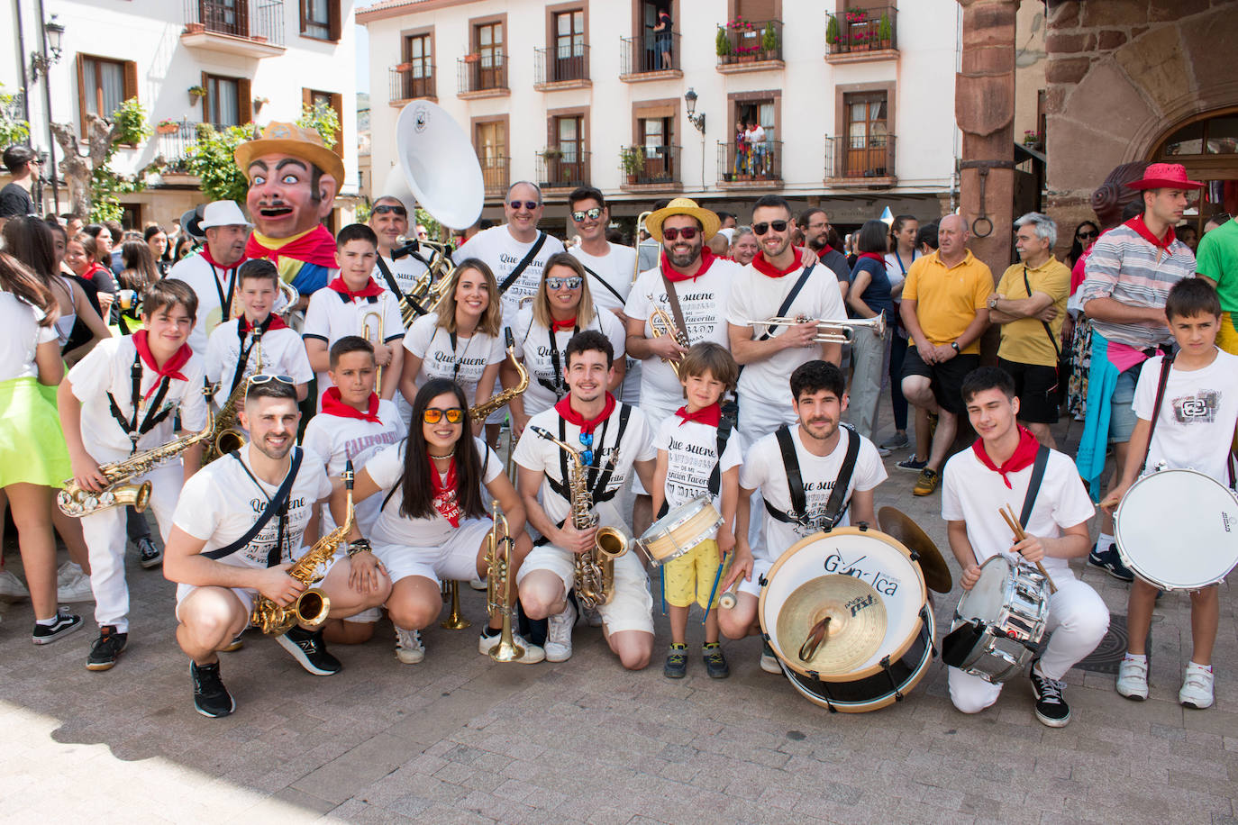 Fotos: Comienzan las fiestas de Santa Bárbara en Ezcaray