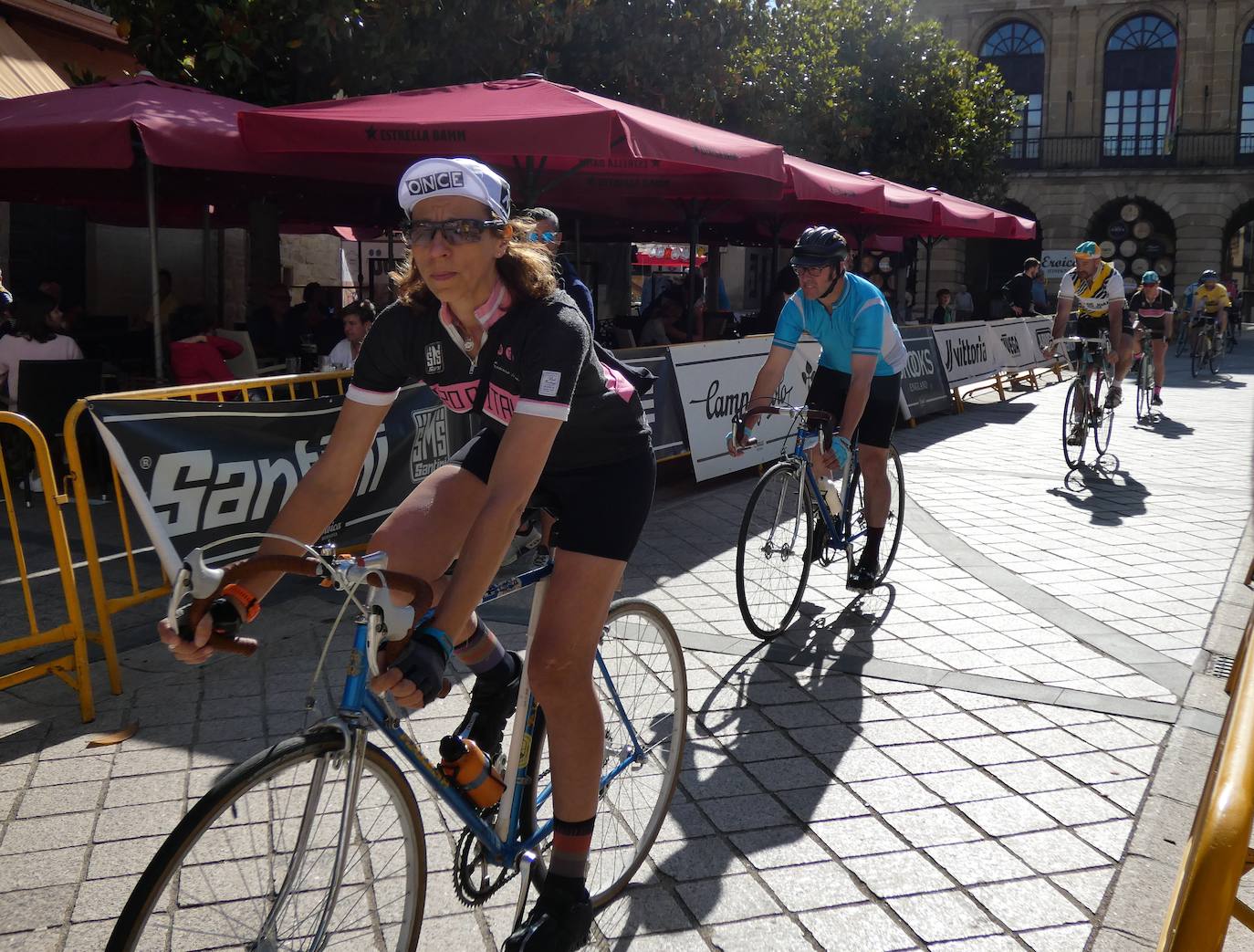 Fotos: La Eroica llena Haro de colores clásicos