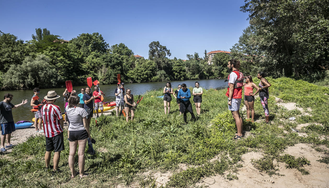 Fotos: Jornada didáctica en kayak para conocer la fauna del Ebro