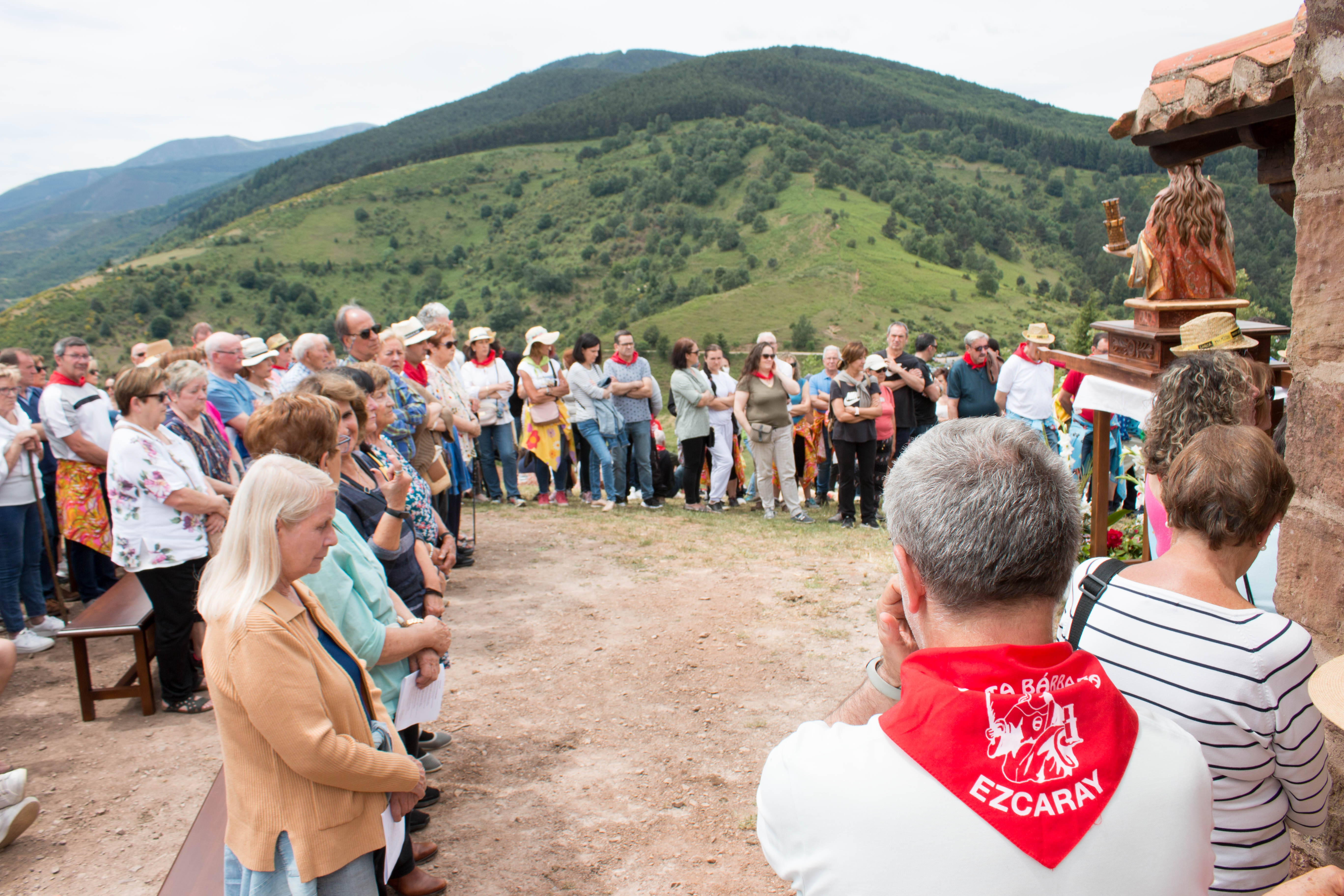 Fotos: Ezcaray celebra la romería a la ermita de Santa Bárbara