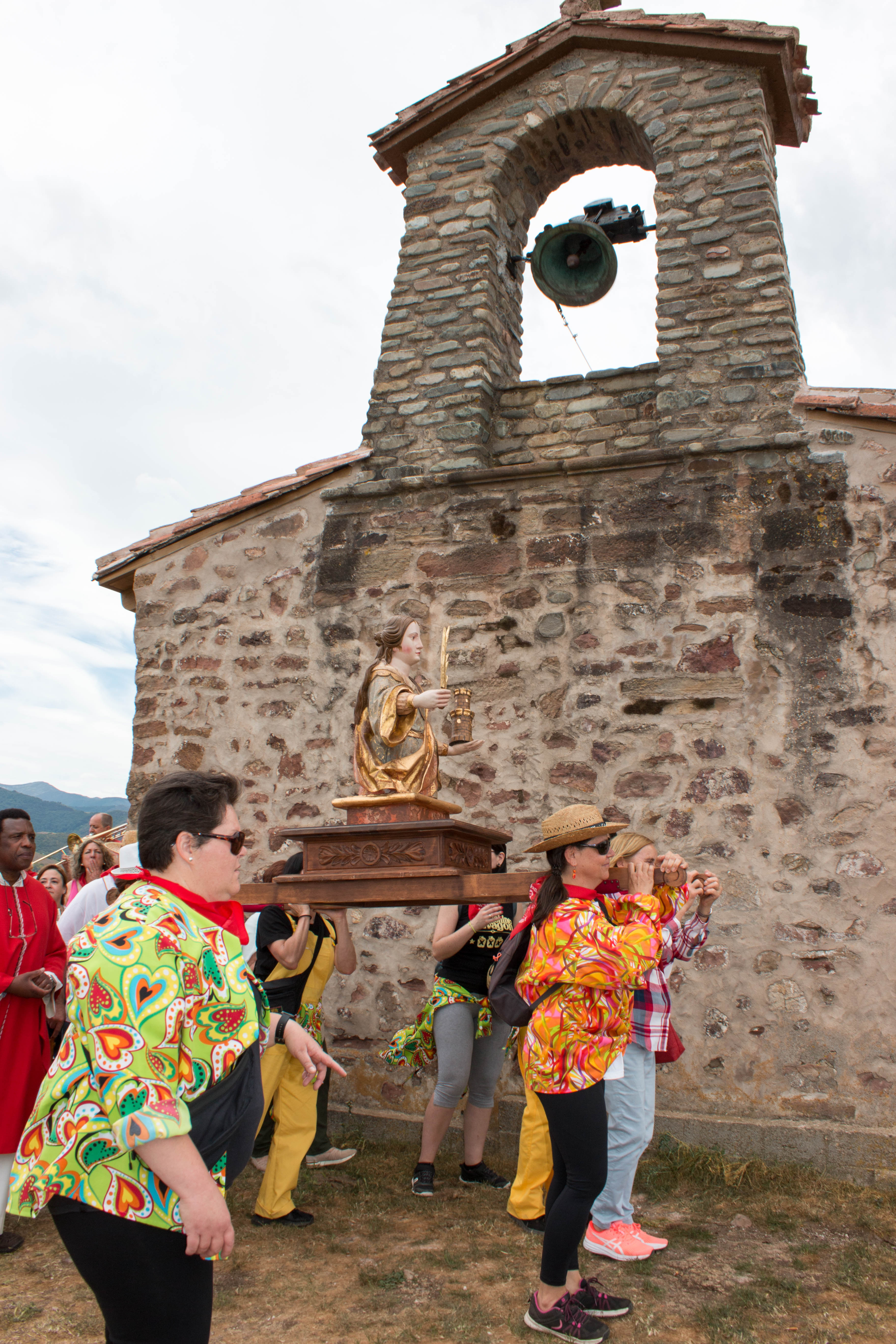 Fotos: Ezcaray celebra la romería a la ermita de Santa Bárbara