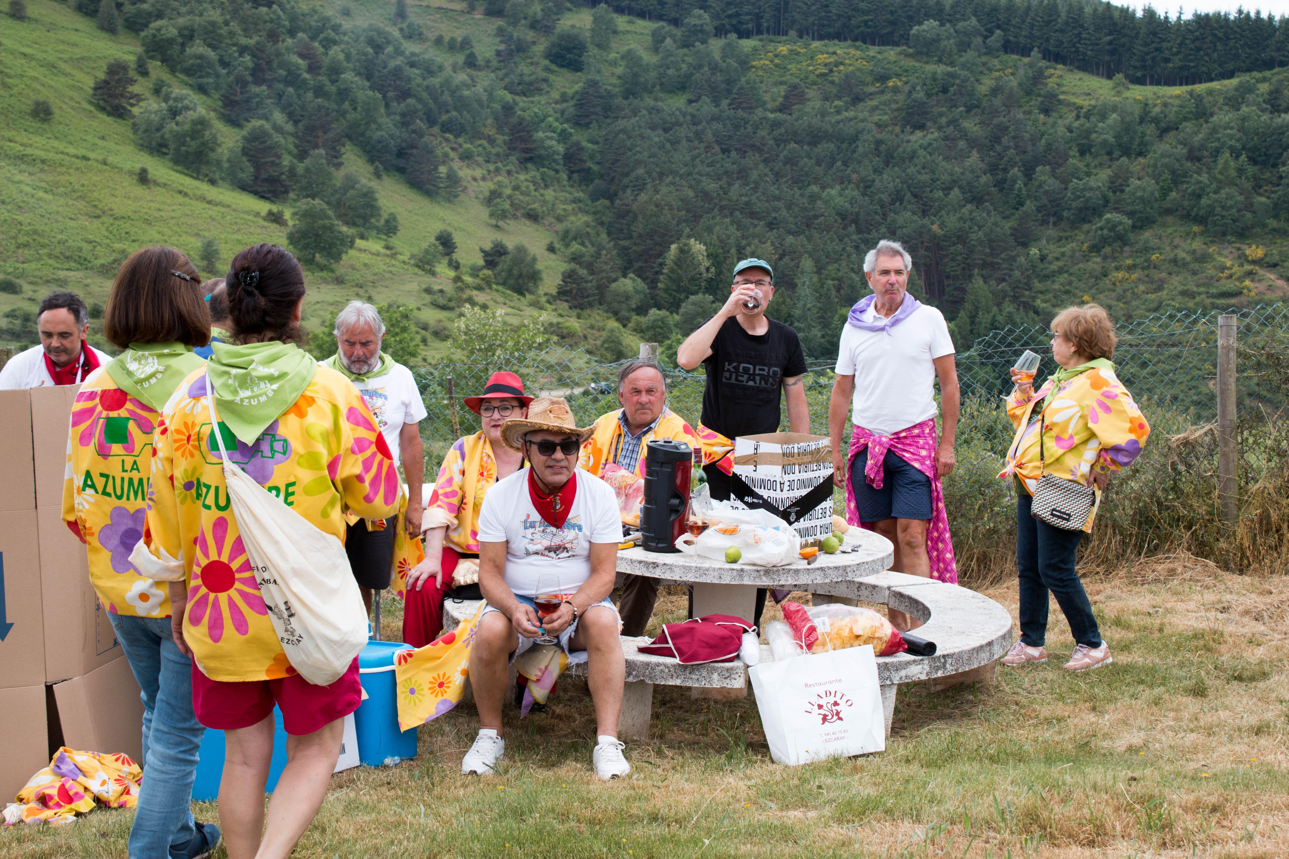 Fotos: Ezcaray celebra la romería a la ermita de Santa Bárbara