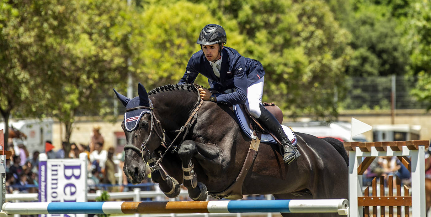 Fotos: González de Zárate vence en el Concurso de Saltos de Logroño