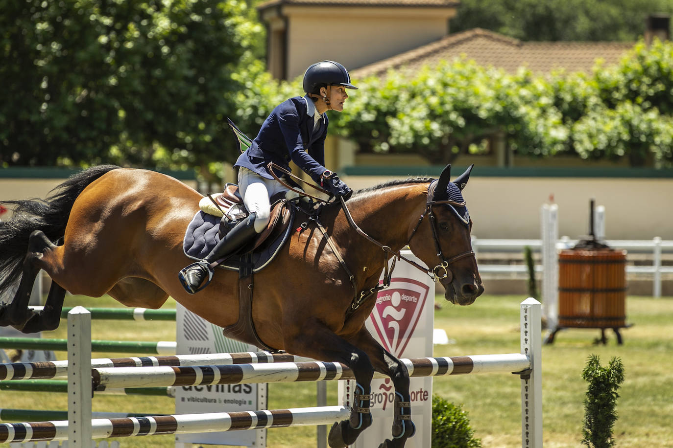 Fotos: González de Zárate vence en el Concurso de Saltos de Logroño