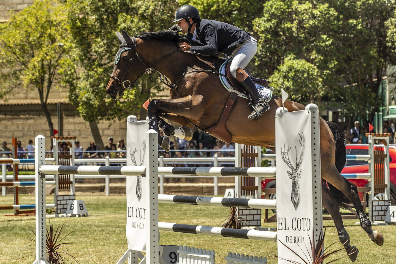 Fotos: González de Zárate vence en el Concurso de Saltos de Logroño