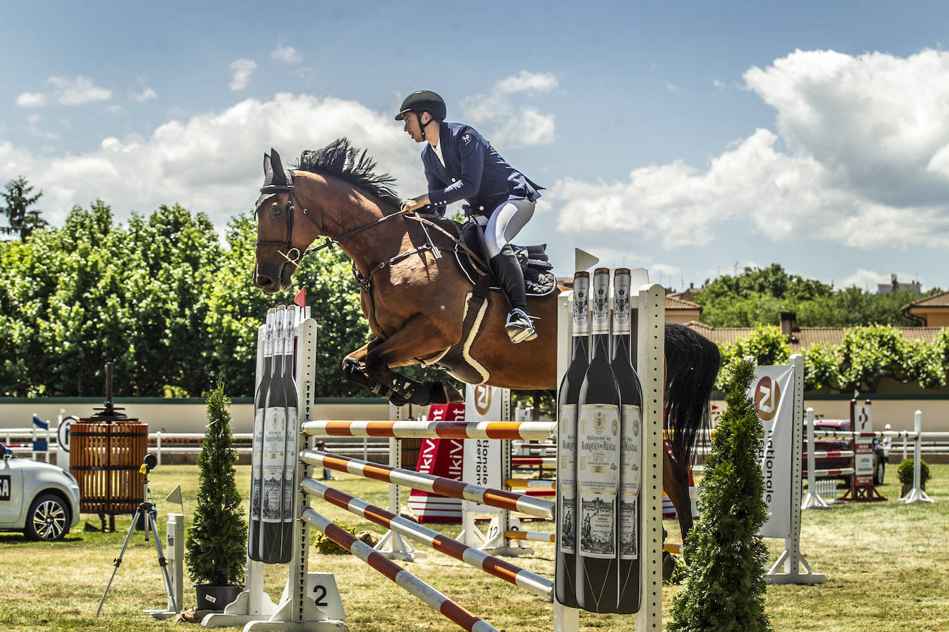 Fotos: González de Zárate vence en el Concurso de Saltos de Logroño