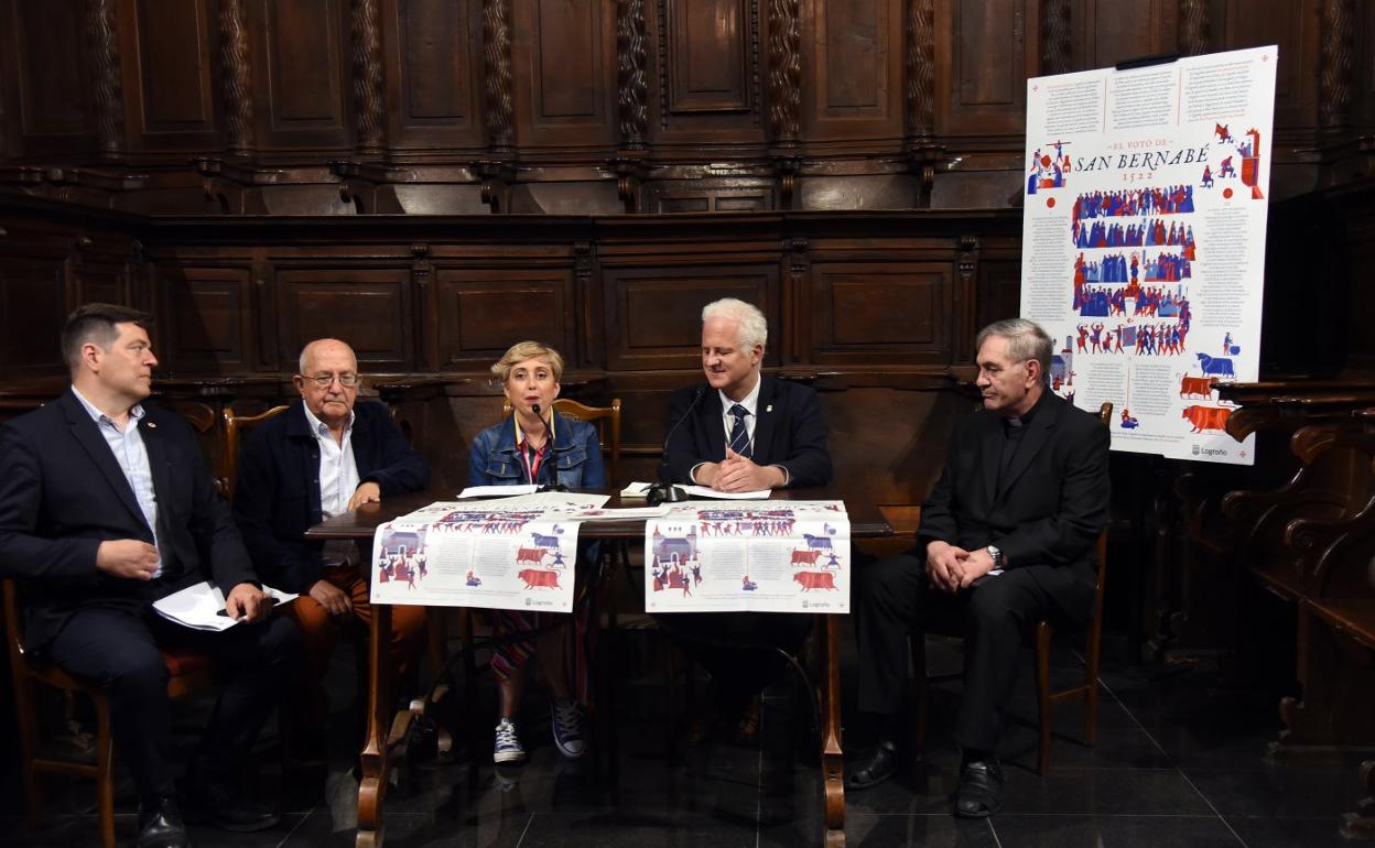 La presentación fue en el coro de la iglesia de Santiago. 