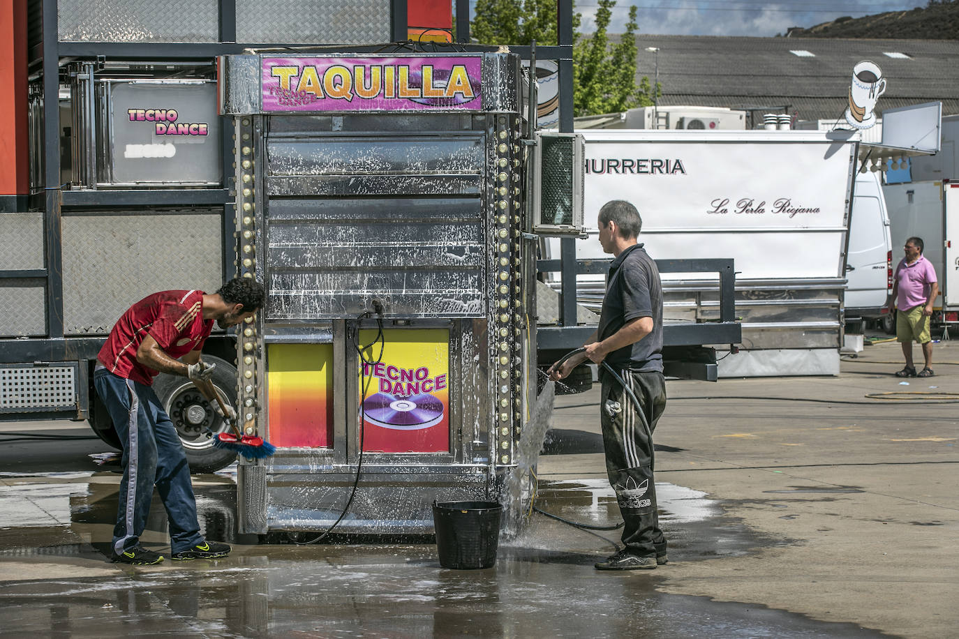 Fotos: Fiestas de San Bernabé: vuelven las barracas sin restricciones